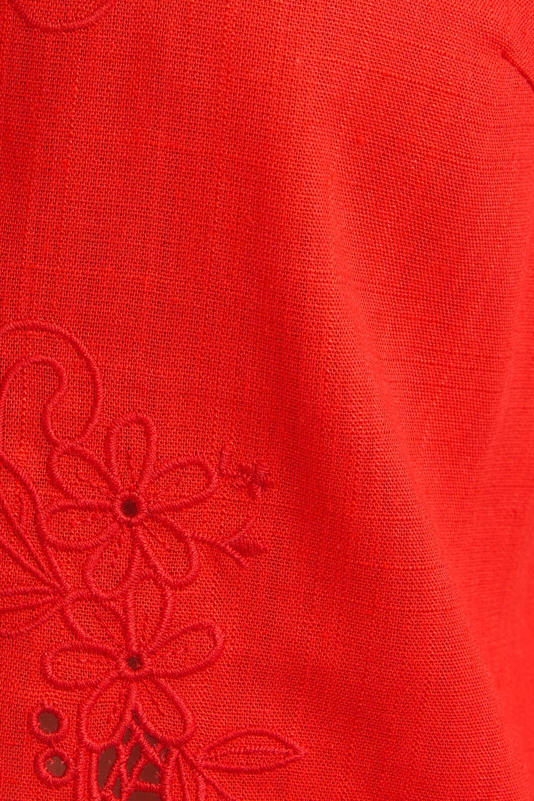 Amber eyelet set