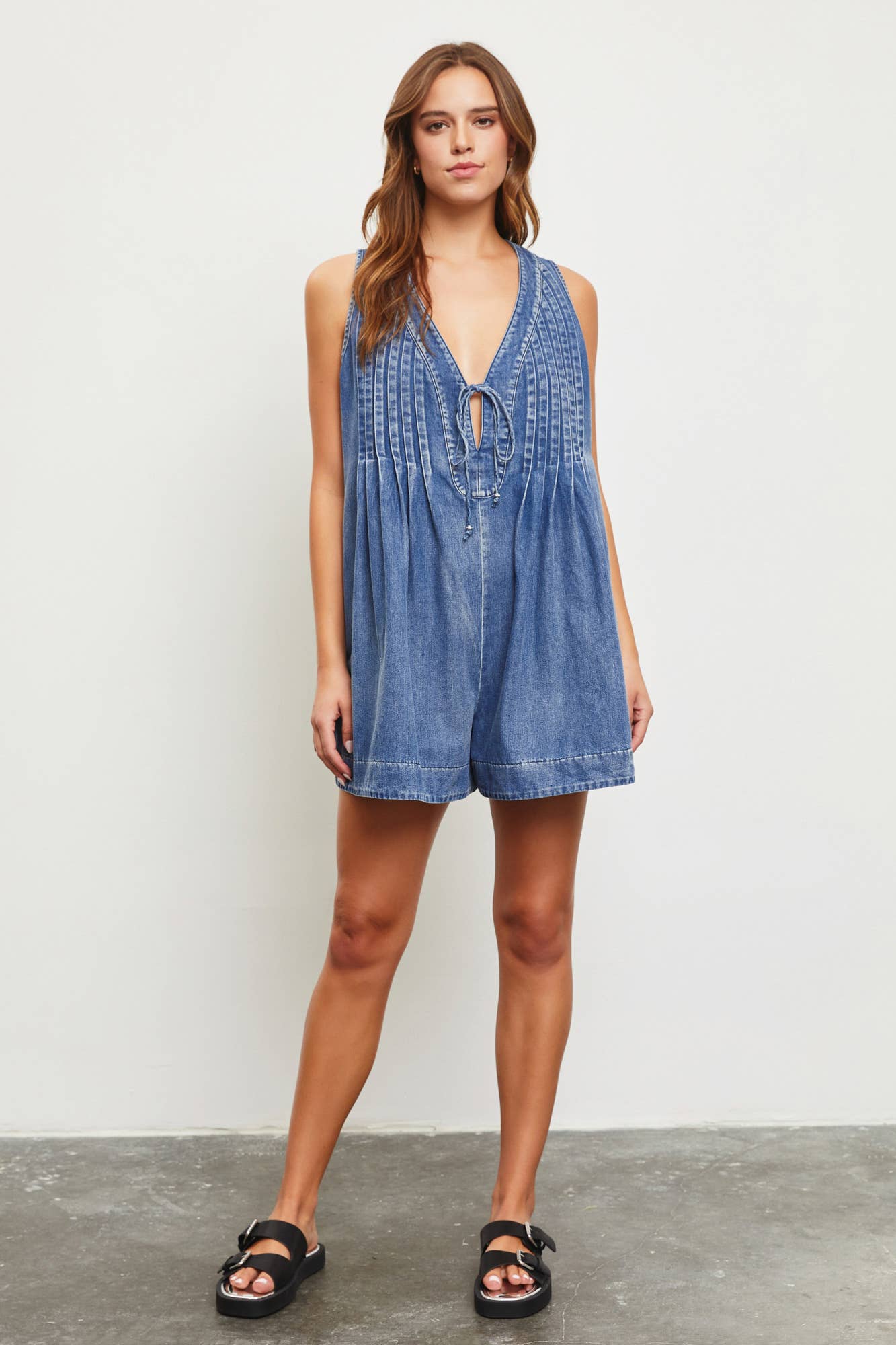 TIE WITH PLEATED DENIM ROMPER